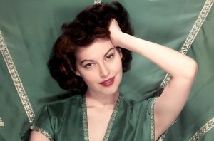 From Small-Town Girl To Hollywood Star: The Fascinating Story Of Ava Gardner’s Journey