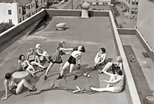 Untold Story Behind The Photo Of Women Boxing On A Roof, 1938