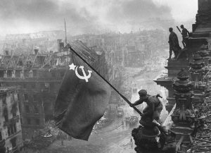 30+ Fascinating Photos That Captured The Collapse Of Nazi Germany In 1945