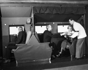 30+ Fascinating Vintage Photos Show What Air Travel Look Like Between 1930s And 1950s