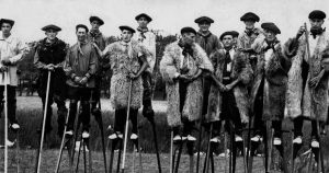 Rare Photos Of France’s Stilt-Walking Shepherds: Grassland Life From 1843 To 1937